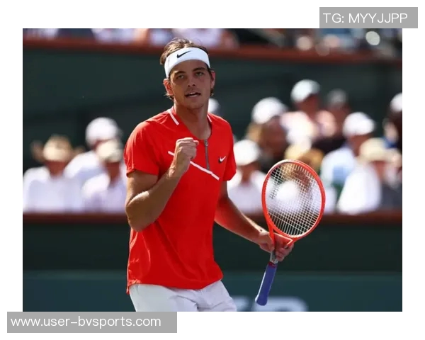 杰基杨创造历史成季后赛首位30分10助攻0失误球员